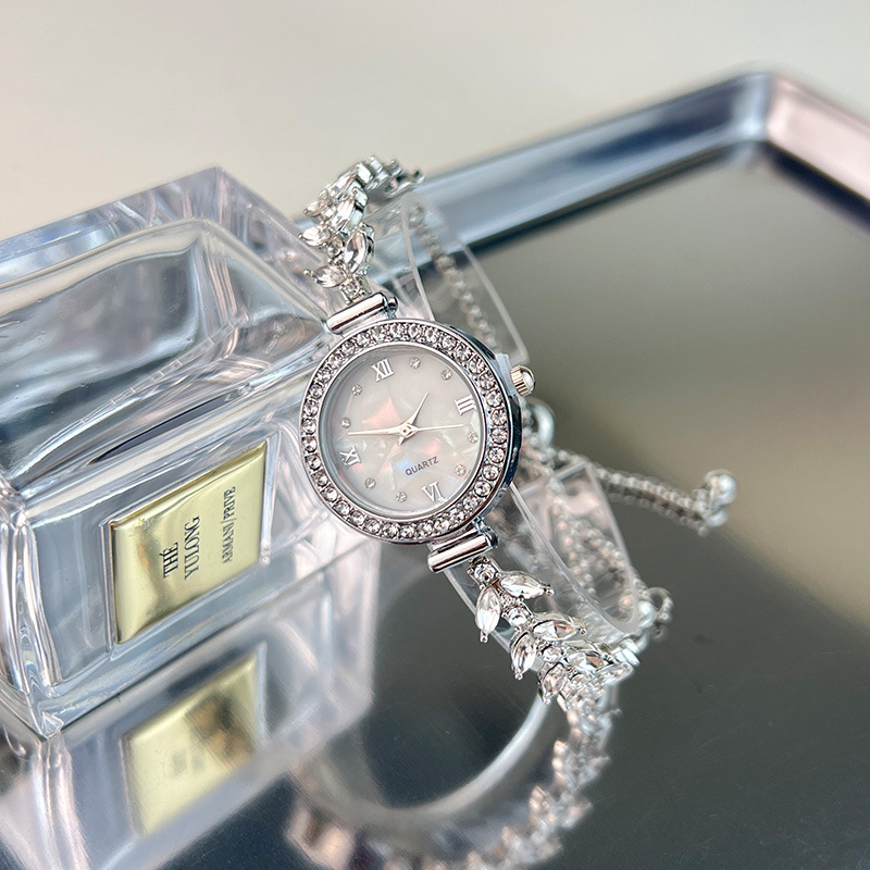 UTHAI dameshorloge zeemeermin ketting licht luxe diamant gratis aanpassing armband goud Beimu damesmode quartz horloges