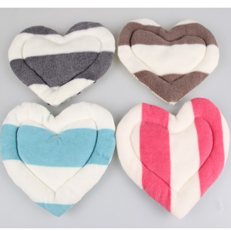Tapete antimordedura para mascotas pequeñas, Hamster en forma de corazón, suave, corto de felpa, cálido para invierno, conejillo de indias, cama de erizo, juguetes para mascotas