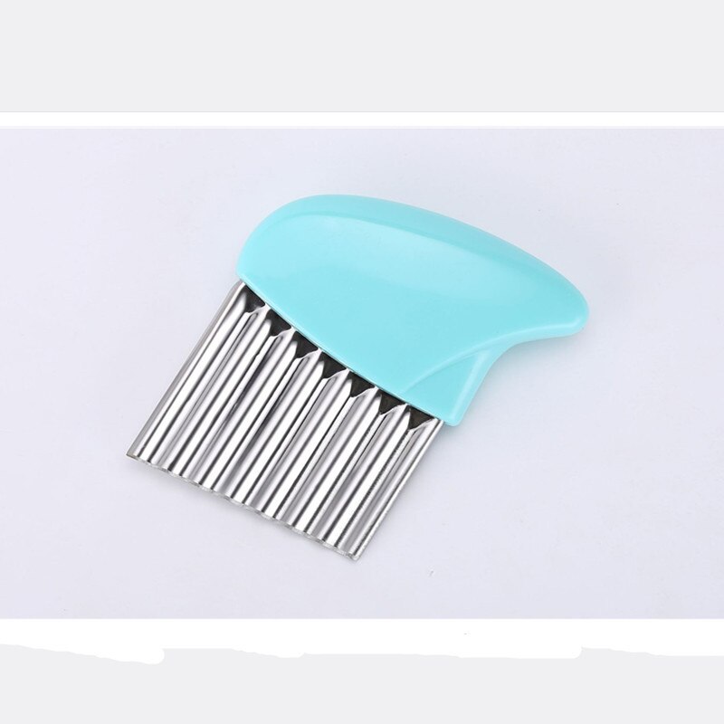 Potato Chip Wavy Cutter Vegetable Fry Fries Hand Chipper Tool Crinkle Blade Tool: blue