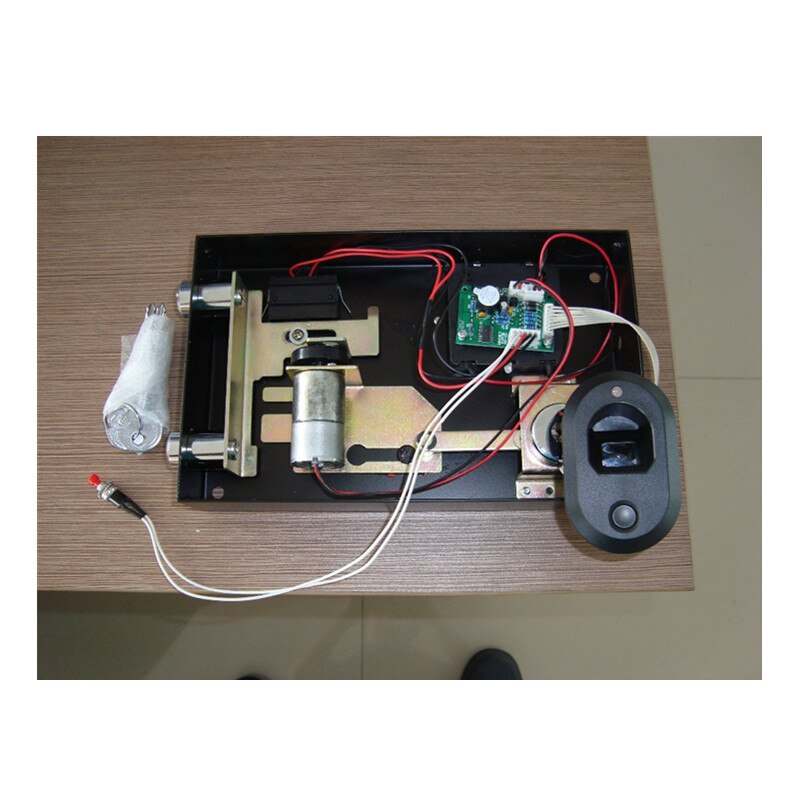 Motor locking mechanism biometrics fingerprint safe lock