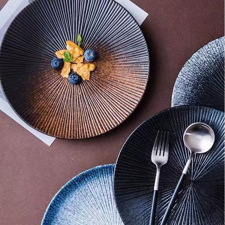 Japonais moderne en céramique assiette Steak alimentaire assiette ménage repas Snack plat haut de gamme porcelaine ensemble de vaisselle