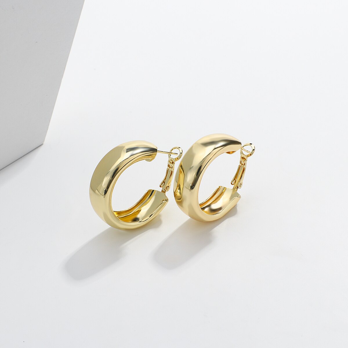 AENSOA minimalistyczne duże koło geometryczne okrągłe duże kolczyki koła dla kobiet dziewczyna kolczyki ślub impreza biżuteria biżuteria punkowa