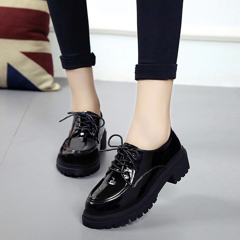 Sort afslappet små lædersko kvinder forår britiske koreanske studerende lavtopede sko skridsikre kvinders sko