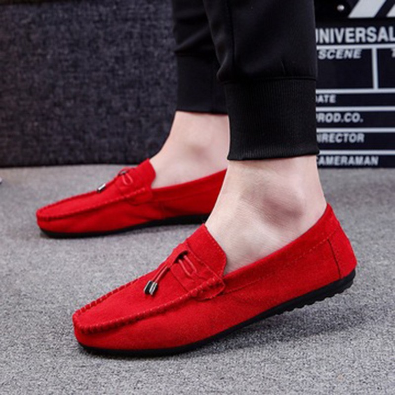 Moda czarne czerwone buty dla mężczyzn jazdy mokasyny miękkie wygodne stado męskie mokasyny poślizg-na buty męskie mieszkania mężczyźni obuwie