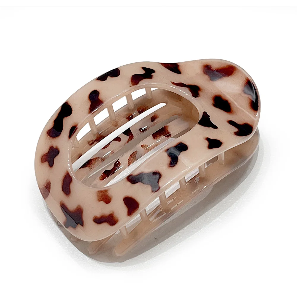 Fashion Oval Hair Claw Clip for Women New Design Leopard Matte Curved Flat Styling Barrettes Acrylic Lying Down Hair Accessories: Dourado