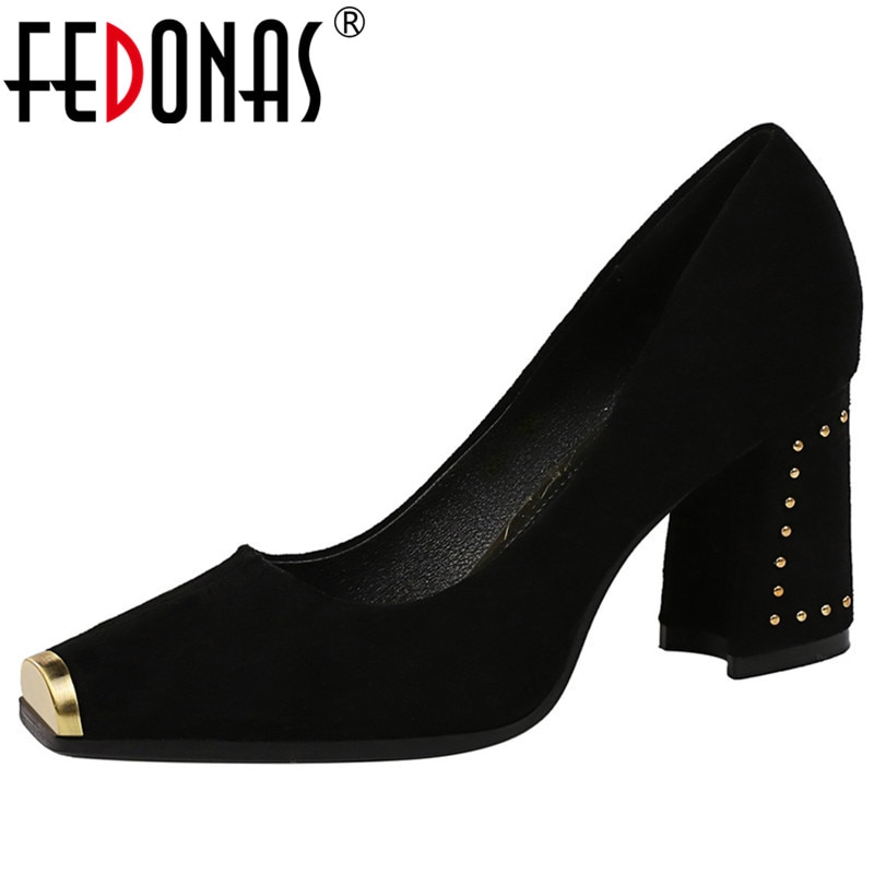 Fedonas metal firkantet tå kvinder flock pumps forår sommer nyeste mærke høje hæle basic bal festsko kvinde nitter rom sko