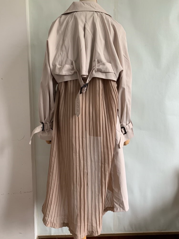 Gabardina de gasa plisada para mujer, abrigo fino de estilo coreano, plisado, plisado en la espalda, para primavera y verano, TR001: Cream-beige / L