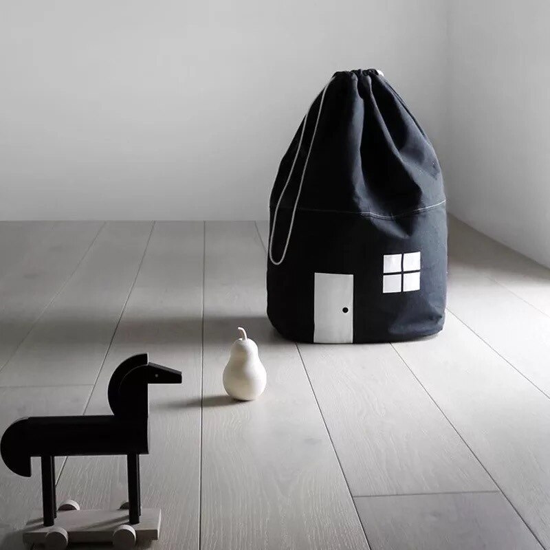 eins neue treppe kleine haus reine baumwolle strahl lagerung tasche schwarz und weiß: schwarz
