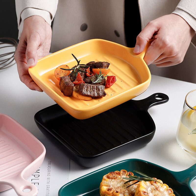 Porslin keramik bakplåt glasyr bakning dessert västerländsk maträtt mikrovågsugn tallrik restaurangtillbehör
