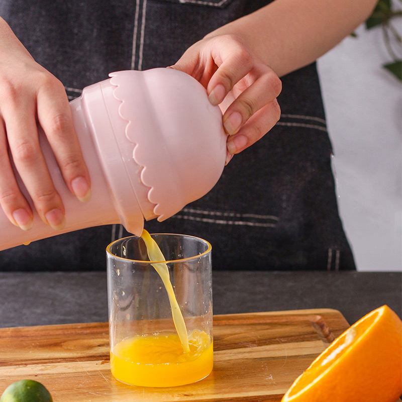 1Pc Hand Press Fruit Lemon Orange Citrus Squezzer Juicer Cup Manual Juicer Maker Protable Kitchen Gadget Easy Juice