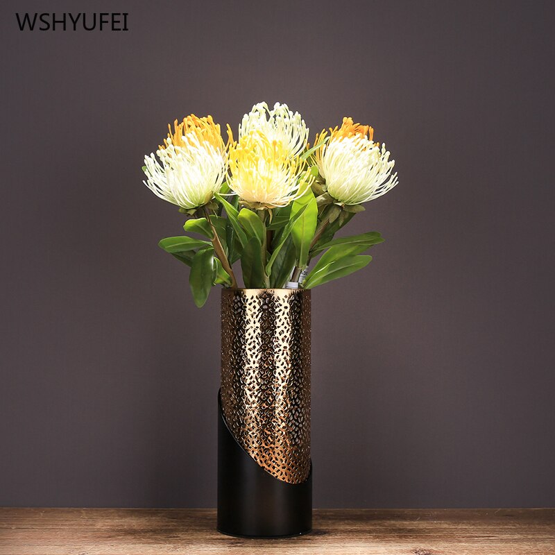 Lys luksus metal guld hul hul cylindrisk keramisk vase enkelt blomsterarrangement hotel model kunst dekoration ornamenter