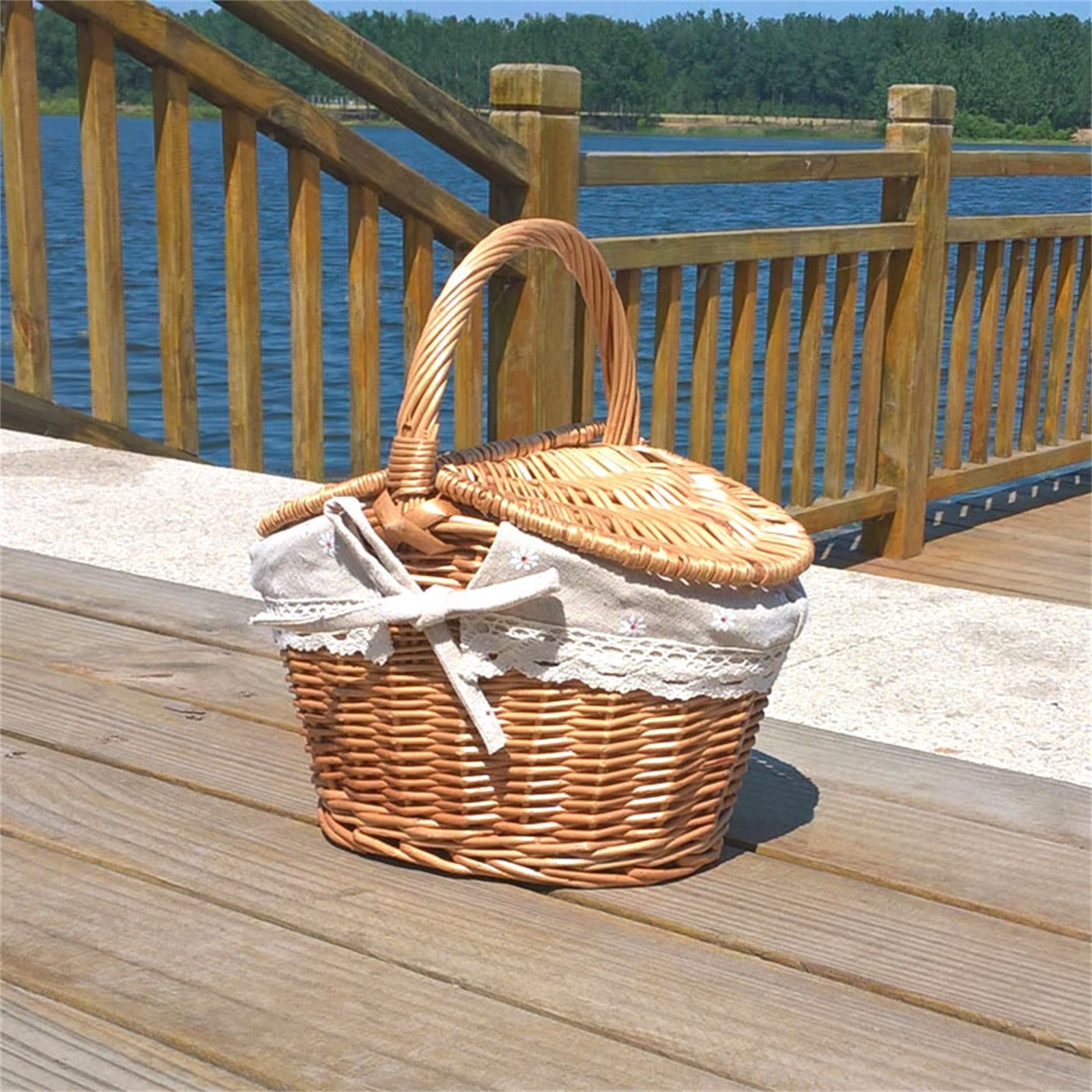 Wicker Picnic Basket With Lid And Handle,Sturdy Handmade wicker storage baskets Large Capacity Outdoor Camping basket