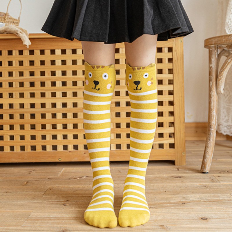 Chaussettes hautes à rayures pour enfants, chaussettes longues en coton pour garçons et filles de 2 à 12 ans: Tiger / 2 to 7 Years