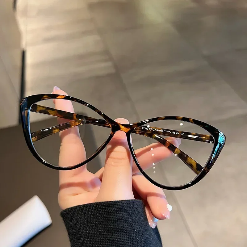 Tendencia de , gafas para miopía con dioptrías para mujeres y hombres, montura Retro de ojo de gato, gafas graduadas para miopía, dioptrías de 0 a 4,0: Blanco / + 50