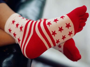 Automne et hiver hommes garçons doux couleur dessin animé cinq doigts orteil chaussettes hommes coton chaussettes hommes chaussettes: 1
