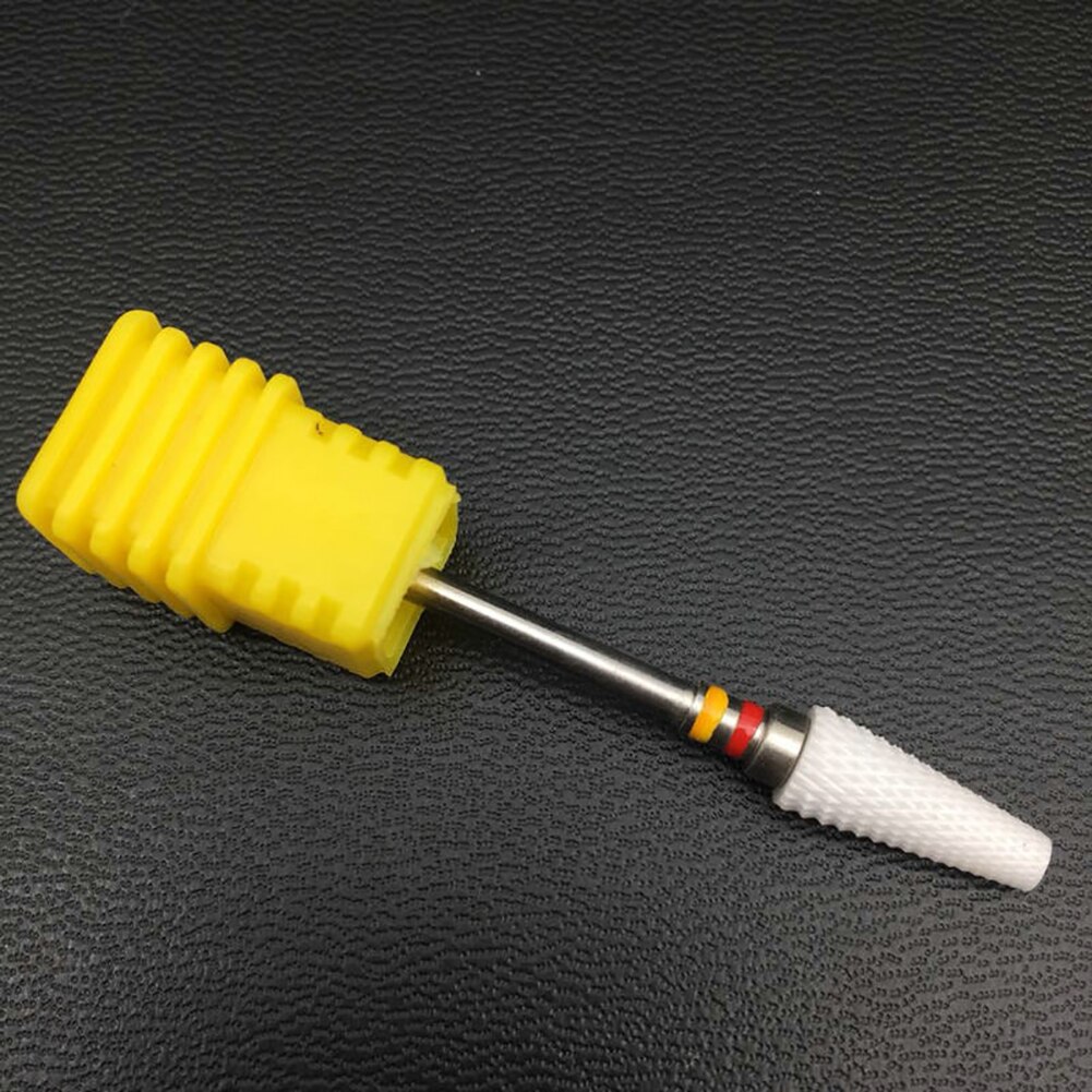 Keramische nagelvijl met platte kop, elektrische roterende vijl, boorkop voor manicure en pedicure. deze nagelboor is glad en slijtvast.