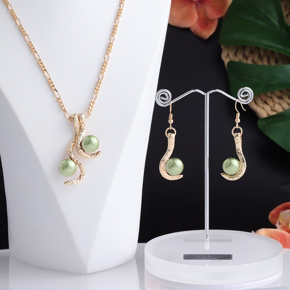 Schmucksets mit bunten perlen, anhängern, ohrringen und halsketten von coco hawaiian pearl – perfekt für damen, partys und hochzeiten.