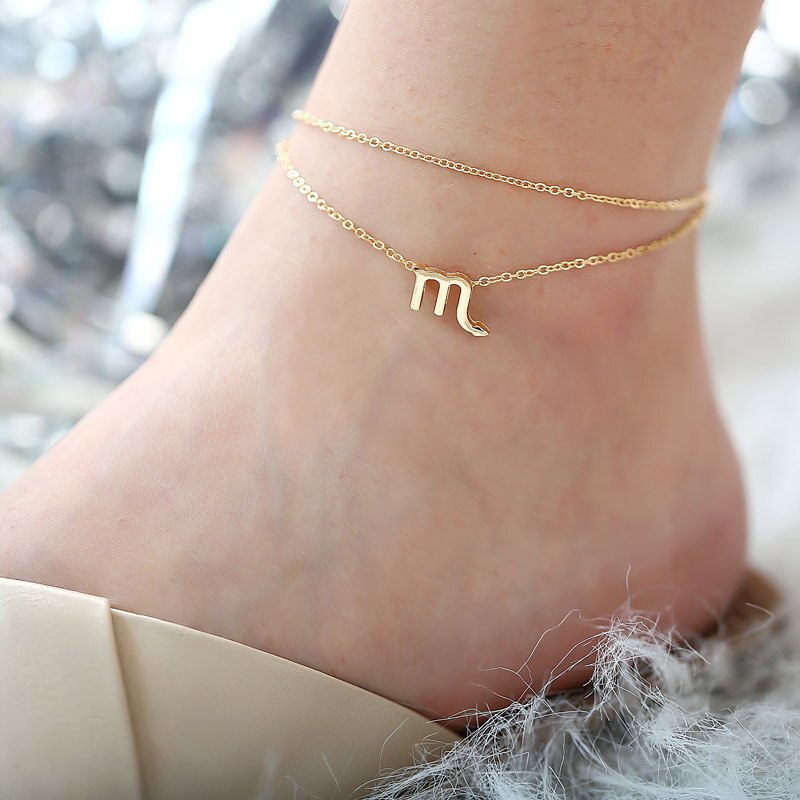 Trendy strandvoetenarmband sieraden van dubbellaags vergulde ketting met dierenriem enkelbandjes voor dames met bedels: Schorpioen