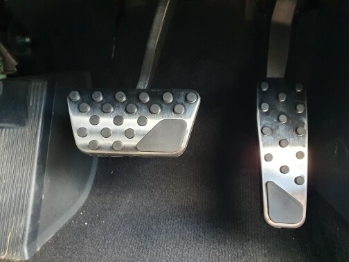 Pedal For Dodge Charger Challenger / Chrysler 300C 2007 AT Gas Fuel Brake Accelerator Pedal Car Accessories: 2 pcs