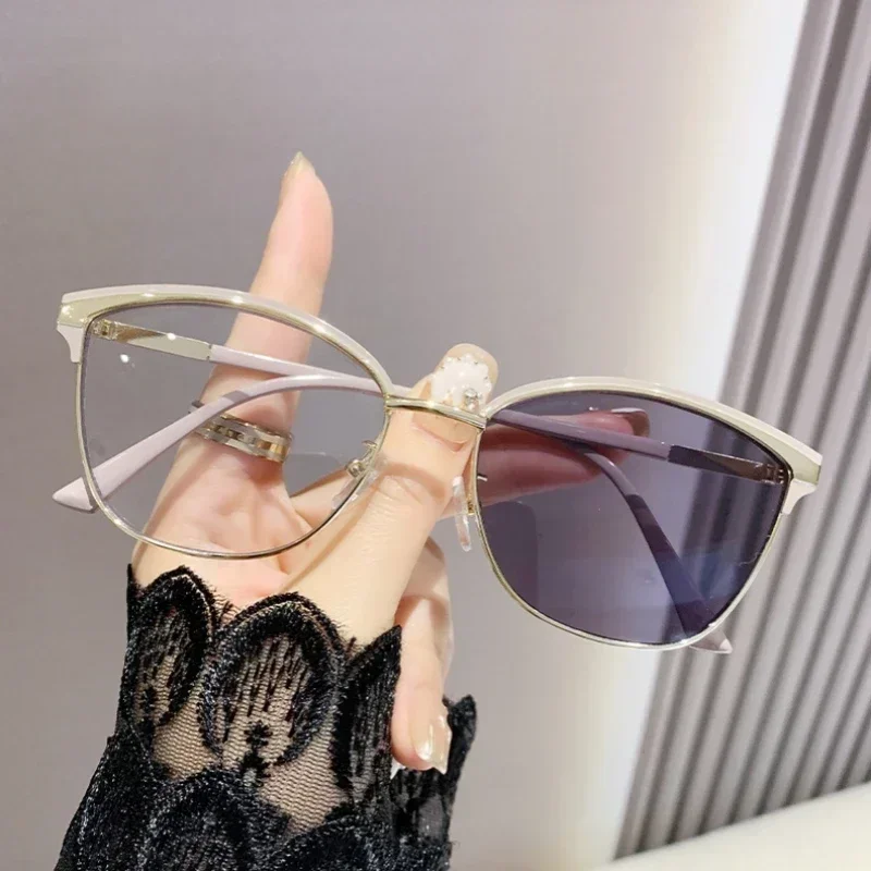 Gafas anti-luz azul que cambian de Color, montura grande, lentes planas ultraligeras, gafas de sol para miopía, gafas fotocromáticas To-4.0: Gris / +200