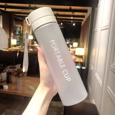 800ML Portable Large Capacity Water Cup Plastic Cup Travel Outdoor Sports Leakage Sealing Water Bottle Frosted Plastic Cup: PURPLE