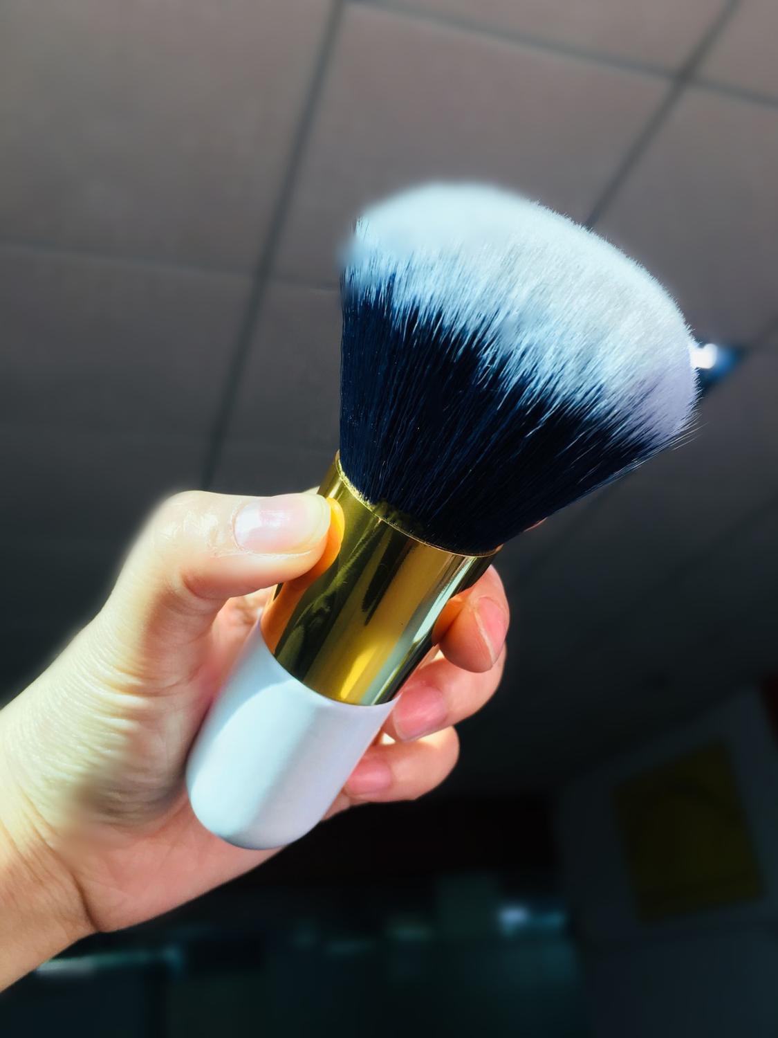 1pc grote mollige pier foundation kwasten, make-up kwasten, platte crème make-up kwasten, cosmetische make-up kwasten