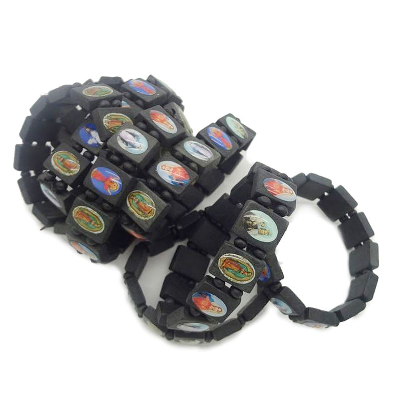 4Pc Katholieke Sieraden Christian Levert Houten Icoon Elastische Bead Armband