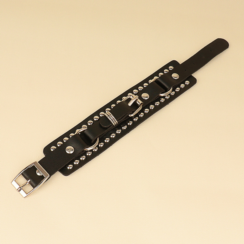 Bracciale in pelle nera Bracciale Polsino goto Gotico punk Bracciali Donna Uomo picchi rivetto perno braccialetto Cosplay musica rock Gioielli unisex