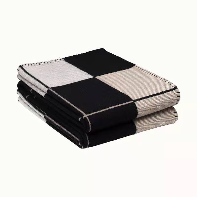 Europæisk hækling blødt uld mærke plaid h kast kashmir varm sofa villa boligindretning tilbehør seng fleece strikket pink tæppe