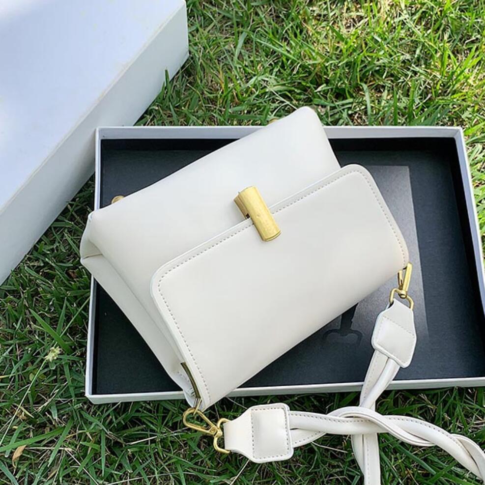 Couleur unie sac fourre-tout carré en cuir PU femmes sac à main voyage épaule sac de messager sac à aisselles