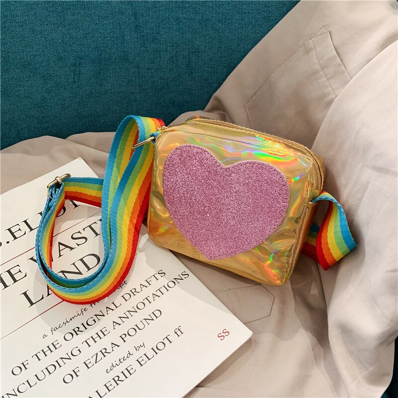 Europe joli porte-monnaie en forme de coeur pour enfants. Sac à bandoulière de couleur arc-en-ciel pour petites filles. Mini sac à main