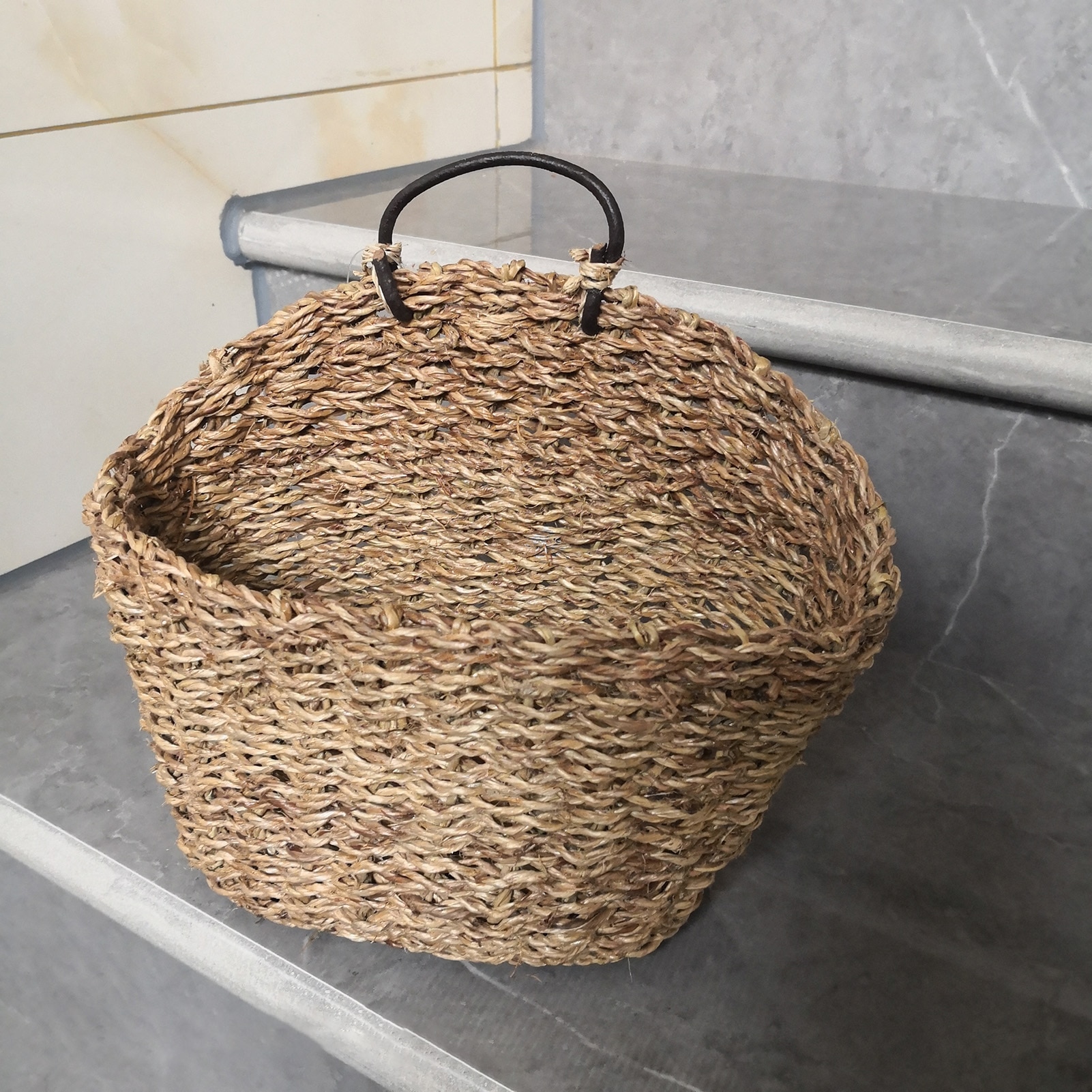 Woven Wall Hanging Flower Basket Seagrass Storage Basket Wicker Basket Rattan Laundry Basket Toy Holder Garden Decorative