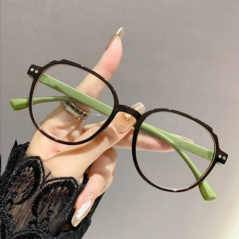 Men and Women Square Reading Glasses Unisex Blue Light Blocking Glasses with Plus Diopters Trendy Retro Far Sighted Eyewear: black / +250