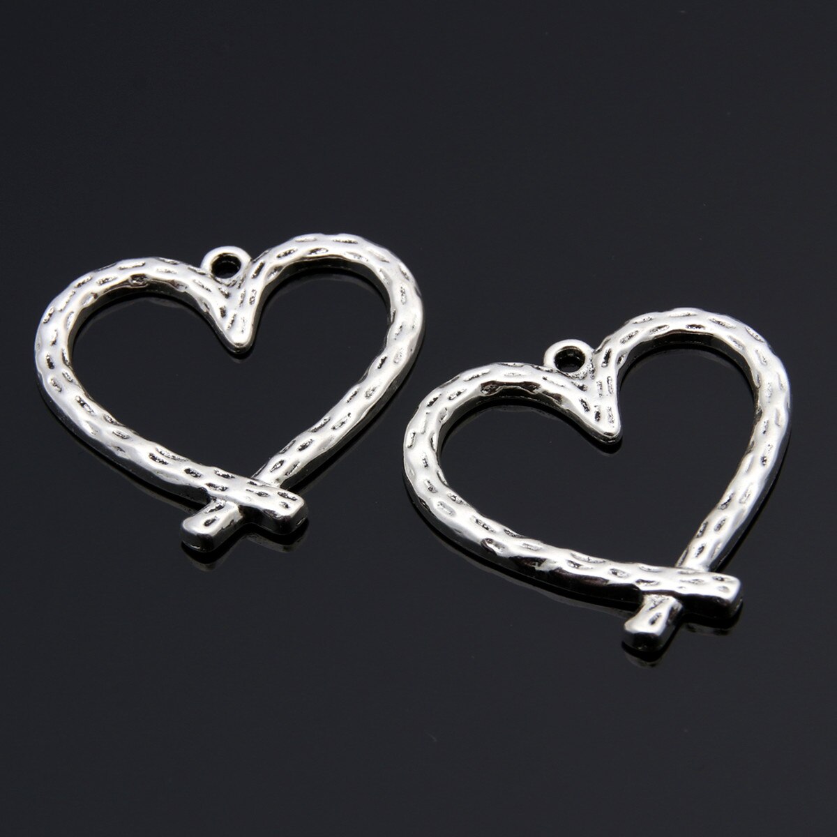 10Pcs Zilver Kleur Hollow Heart Shaped Bedels Originele Liefde Hanger Ornamenten Kettingen Sieraden Benodigdheden 34X33.5Mm A3426