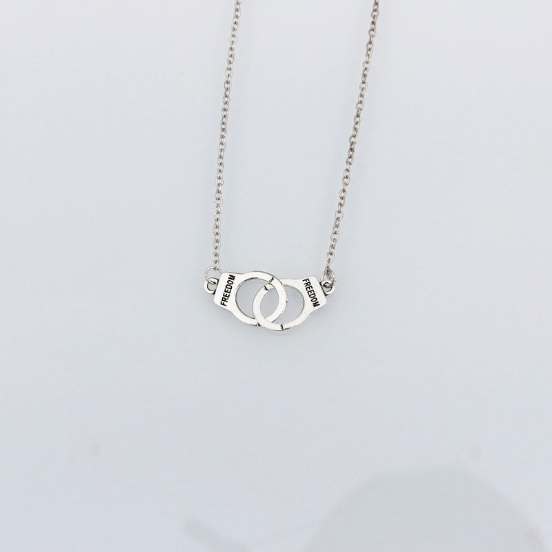 1 szt. Kajdanki kształt wisiorek naszyjniki kobiety biżuteria Choker posrebrzany łańcuszek naszyjnik prezent Bijoux kołnierz