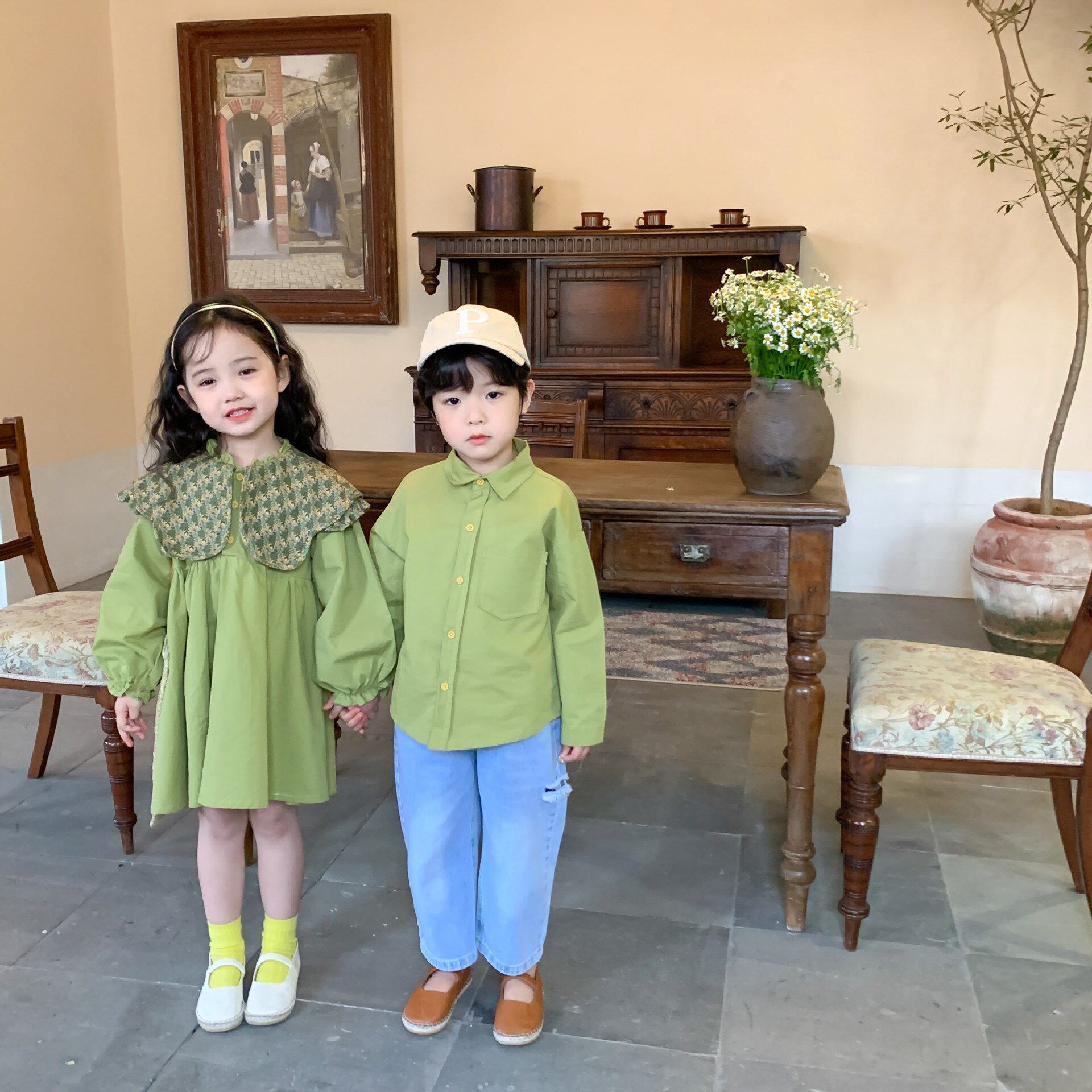 Abito da principessa a maniche lunghe in cotone a maniche lunghe in cotone verde floreale per ragazze primaverili