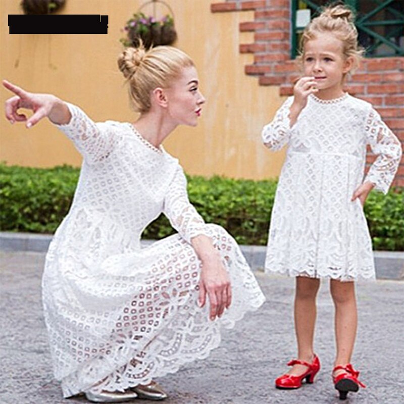 Moeder dochter jurken bruiloft mama en ik kleding moeder en dochter kant prinsessenjurk familie trouwjurken familie look