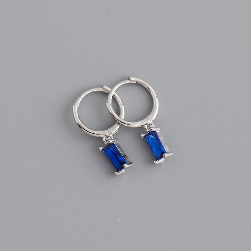 Pendientes de aro pequeños Huggies de acero inoxidable para mujer, colgante de circonia de cristal pequeño, pendientes para cartílago, joyería Piercing, 2 uds.: Verde