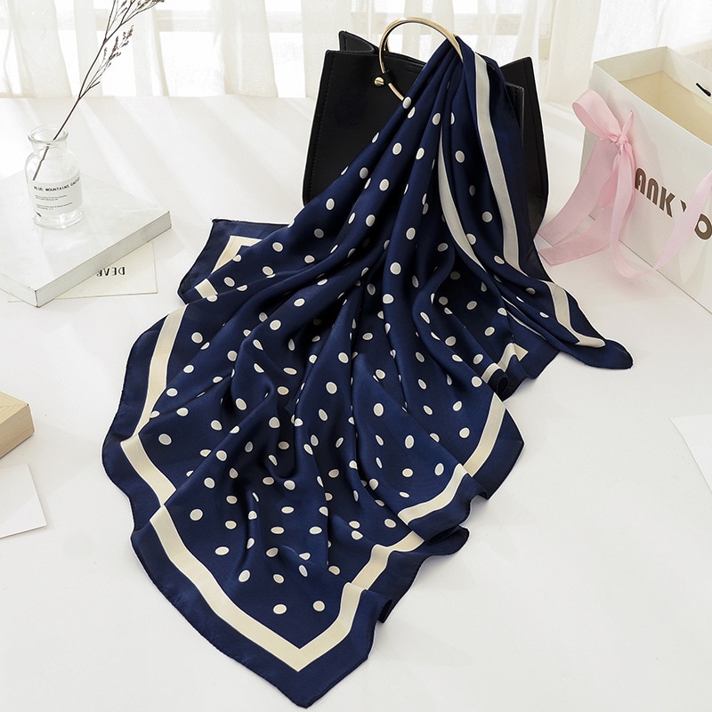 Mode Blauwe Stippen Vrouwen Sjaal Grote Zijde Gevoel Sjaal Sjaal Foulard Print Vierkante Kop Sjaals Wraps
