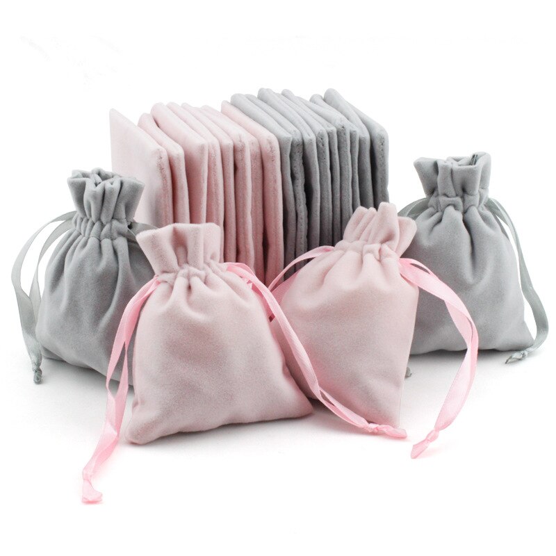 5 stk.  (8 x 10cm)  lyserød og grå farve adskillelse flannel poser smykker display emballeringsposer fløjl snøreposer poser