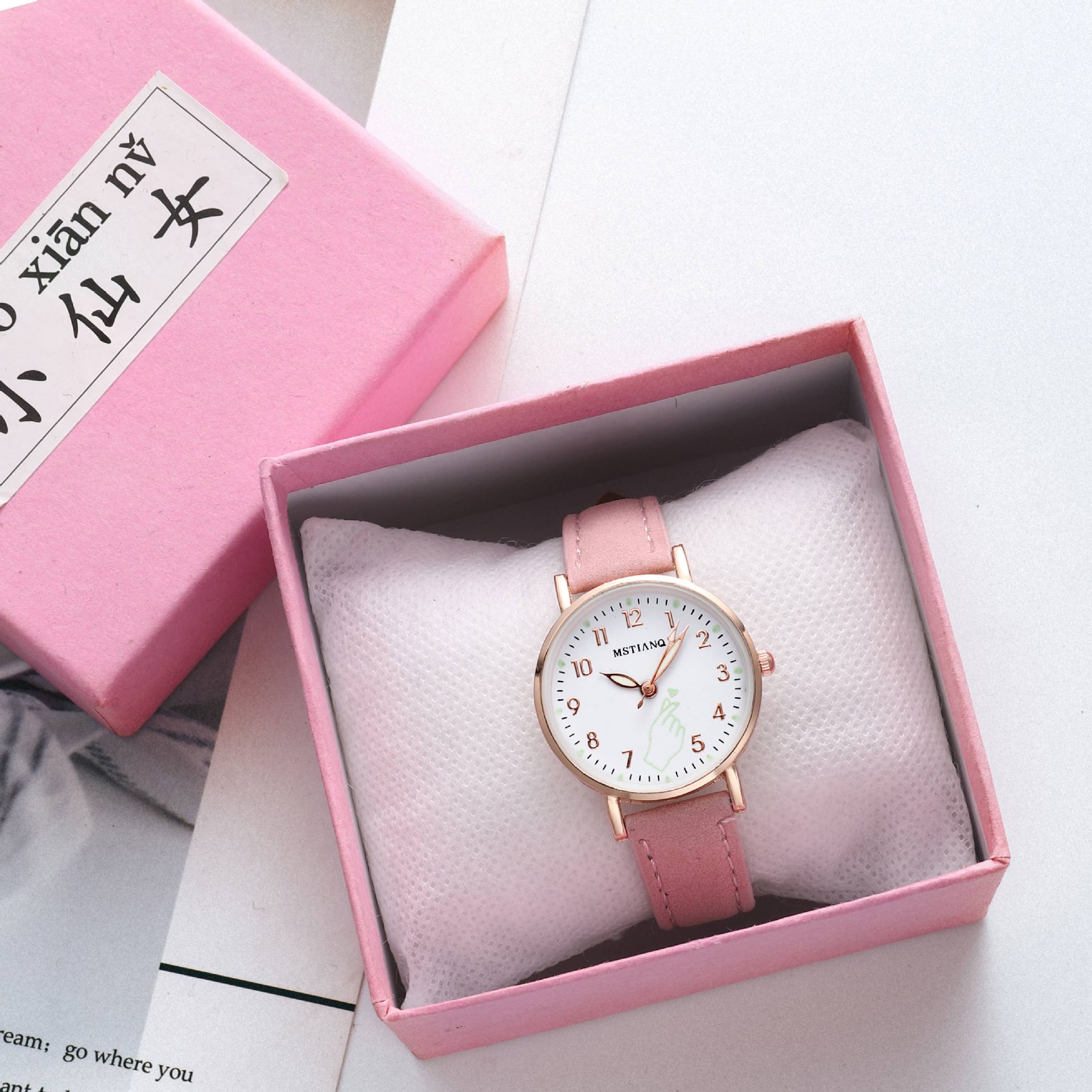 Simple Ladies Wrist Watches Luminous Women Watches Casual Leather Strap Quartz Watch Clock Montre Femme Relogio Feminino: Pink(no box)