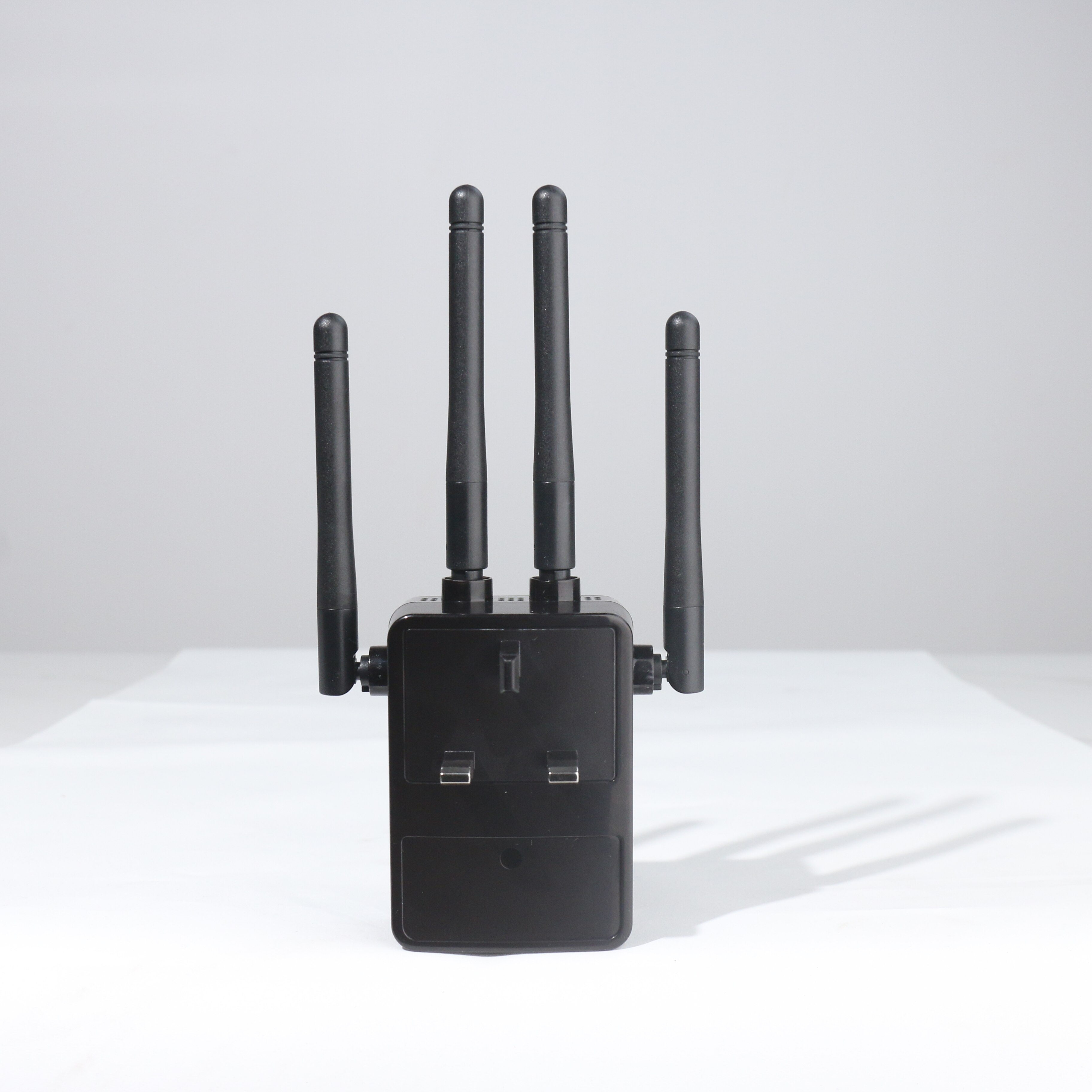 WiFi Repeater Wireless Signal Amplifier 1200M Wi-Fi Range Extander 2.4G Repetidor Wifi Signal Booster AP/WPS