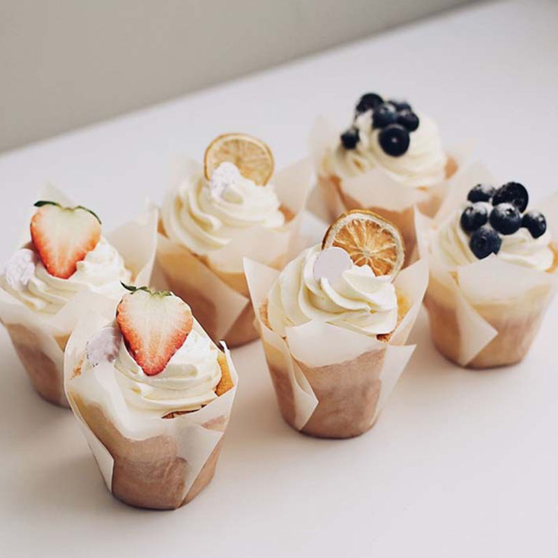 50 stk avisstil cupcake liner bagningskop til bryllupsfest caissettes tulipan muffin cupcake papir kop olietæt kageindpakning