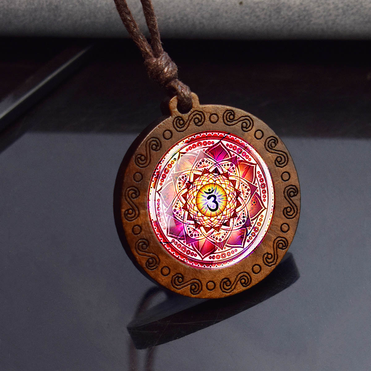 Sri Yantra Mandala Glas Halskette Holz Anhänger buddhistische heilige Geometrie Schmuck spirituelle Yoga: Reines Gold Farbe