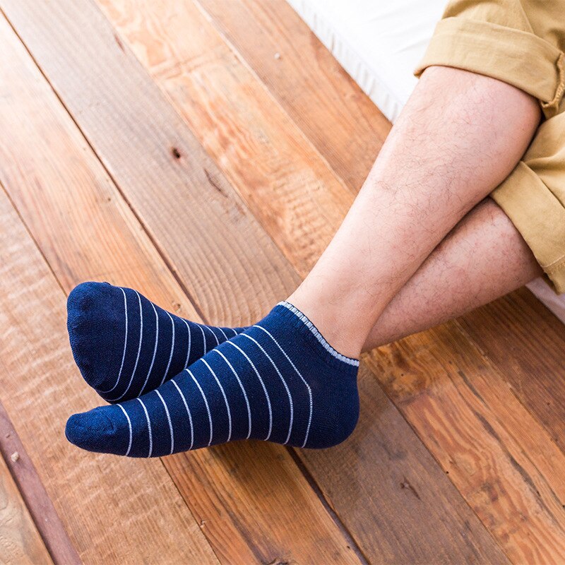1pair Summer Men Socks Short Ankle Socks Cotton College Style Lines Black Casual Sock Size 39-43: Blue