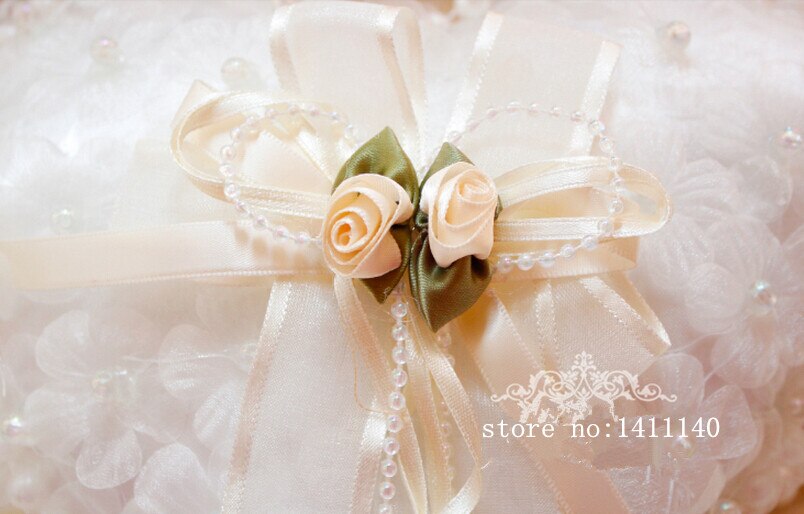 Vigselring kudde, vit ring kudde spets kristall ros vigsel hjärta ring box ring hållare