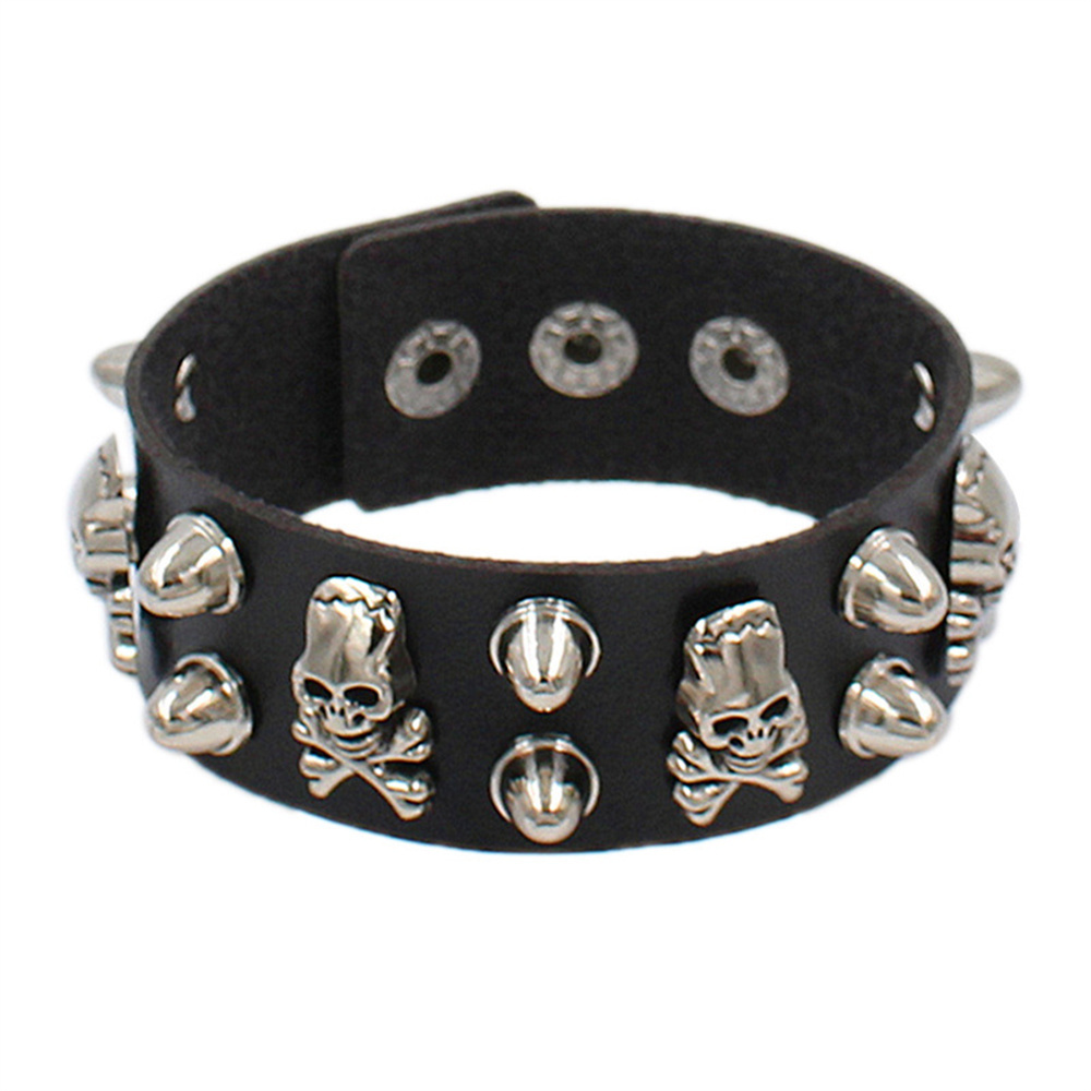 Retro rockröd rosa stjärna dödskalle spikarmband punk hjärtarmband svart nitad pu-läderarmband för män kvinnor herrsmycken: Ren guldfärg