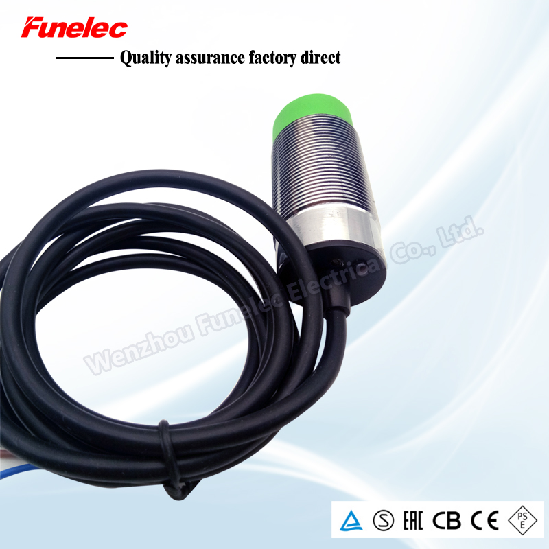 DC 12-24V 8mm Inductive Proximity Sensor Approach Switch PNP NO PR18-8DP C4D1 NPN NO