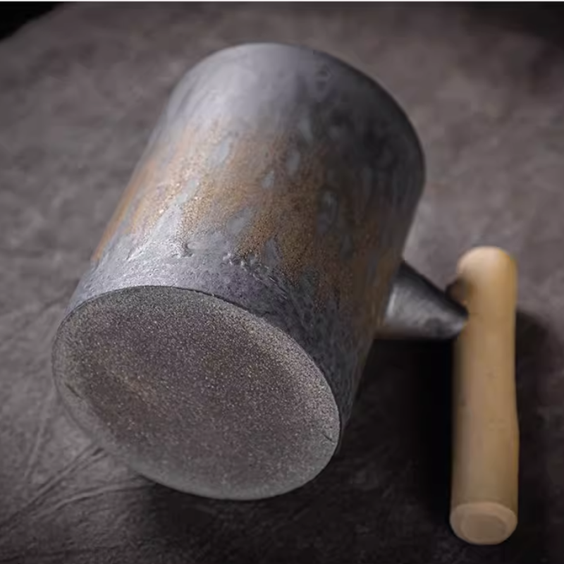 Tasse à café en céramique, glaçage rouille en céramique grossière rétro créative, tasse à café au lait avec manche en bois, service à thé, tasse d'eau domestique