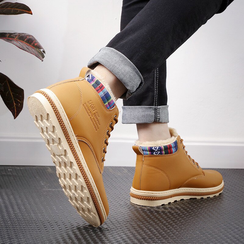 Newest Winter Men Snow Boots Ankle Warm Working Boots Men Casual Shoes Vintage Style Lace Up Men Boots Waterproof